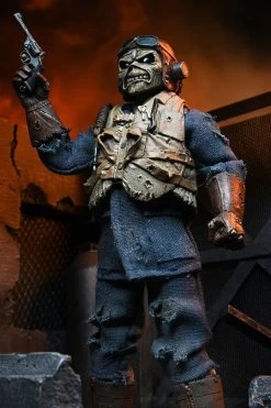 NECA Iron Maiden - Aces High Eddie - Clothed Actionfigur -Puppenladen 14959 aces high5