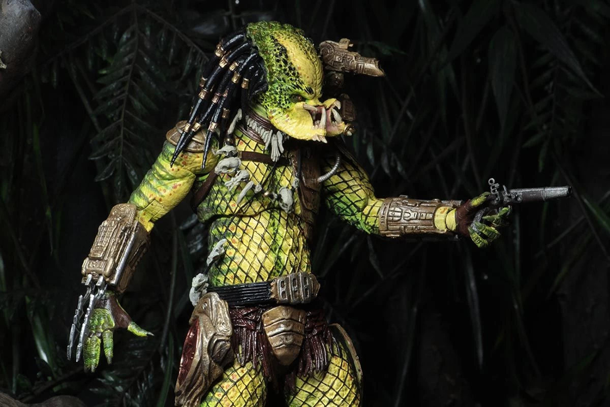 NECA Predator 2 - Ultimate Elder: The Golden Angel Figur 7 NECA Predator 2 - Ultimate Elder: The Golden Angel Figur – Bild 5