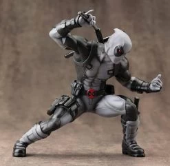 Kotobukiya Marvel Now Deadpool X-Force ArtFX+ Statue -Puppenladen 513eeae95a1b03c7b81f90b835729fd360fd523e1acd6c979f96cd3f0dad1e54