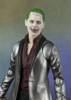 DC Suicide Squad - Joker - S.H. Figuarts Figur -Puppenladen 7147ak4mxdl. ac sl1440