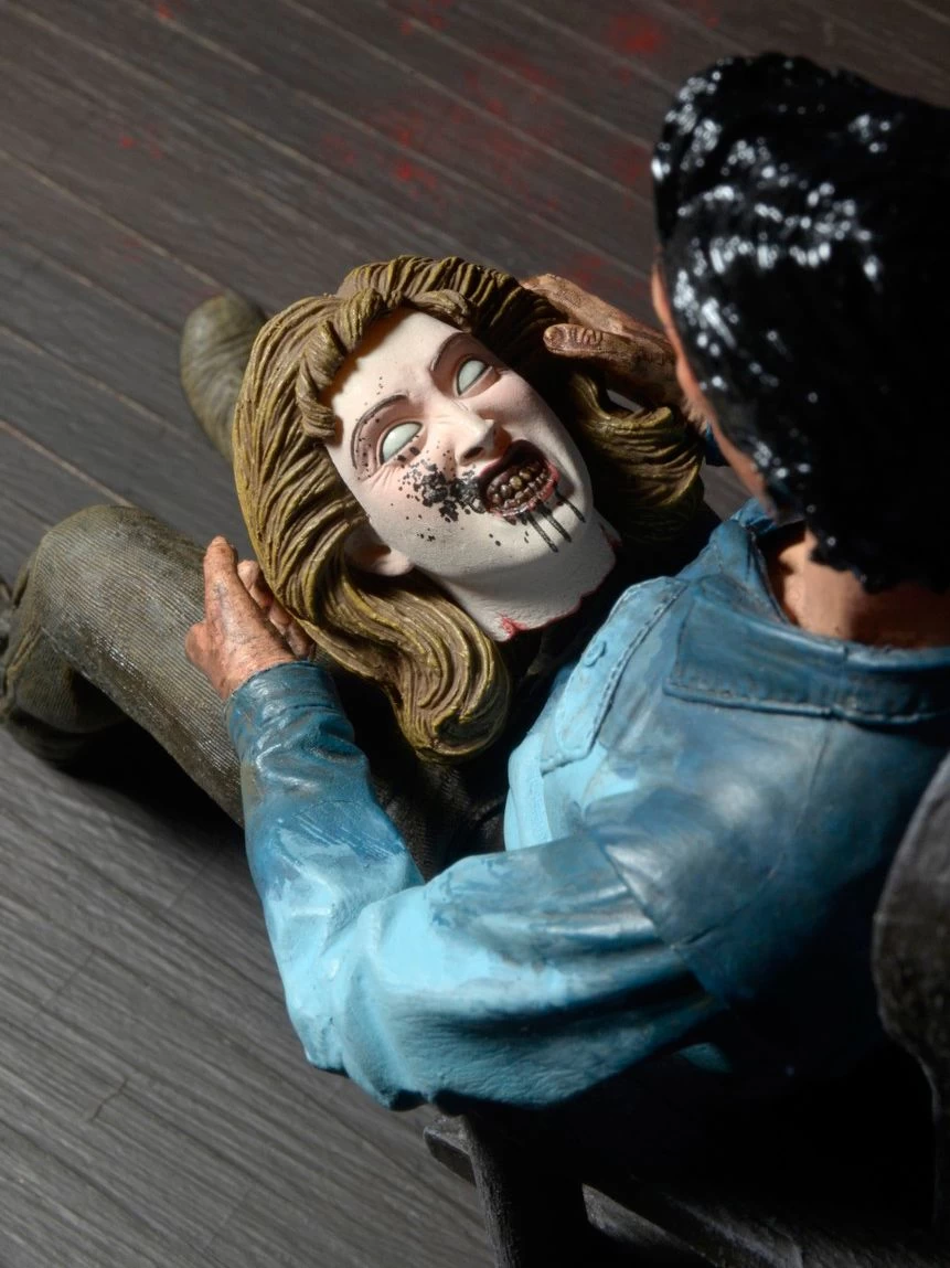 NECA Evil Dead 2 - Ultimate ASH Actionfigur 9 NECA Evil Dead 2 - Ultimate ASH Actionfigur – Bild 7