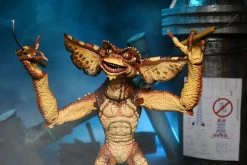NECA Gremlins 2 - Ultimate Demolition Gremlin 2-Pack - Clothed Actionfigur 21 NECA Gremlins 2 - Ultimate Demolition Gremlin 2-Pack - Clothed Actionfigur -Puppenladen demo set2 scaled 1