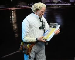 NECA Zurück In Die Zukunft - Doc Brown 1985 Ultimate Actionfigur -Puppenladen doc7 scaled 1