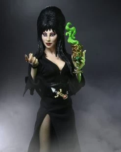 NECA Elvira, Mistress Of The Dark - Clothed Actionfigur -Puppenladen elvira10 scaled 1