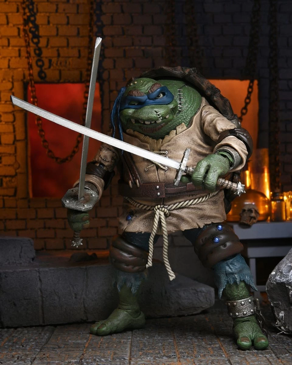 NECA Universal Monsters X TMNT - Ultimate Leonardo Als The Hunchback Figur 14 NECA Universal Monsters X TMNT - Ultimate Leonardo Als The Hunchback Figur – Bild 12